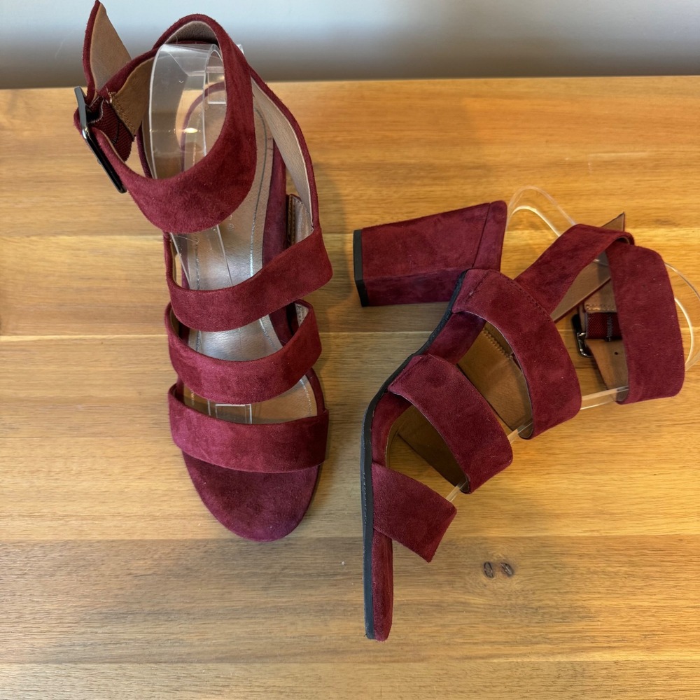Vionic Claire Women 8 Burgundy Suede Strappy Block Heel Sandal Orthotic Support